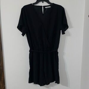 Black Short Sleeve Romper with Pockets!!